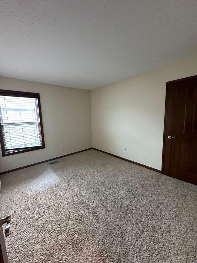 Building Photo - Charming 3BR House in Roanoke