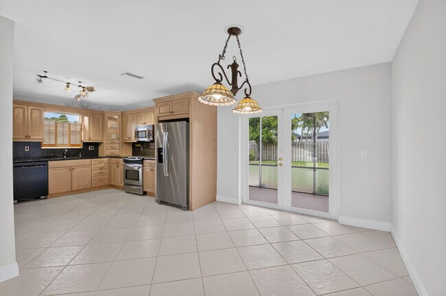 Building Photo - 4599 Betelnut St