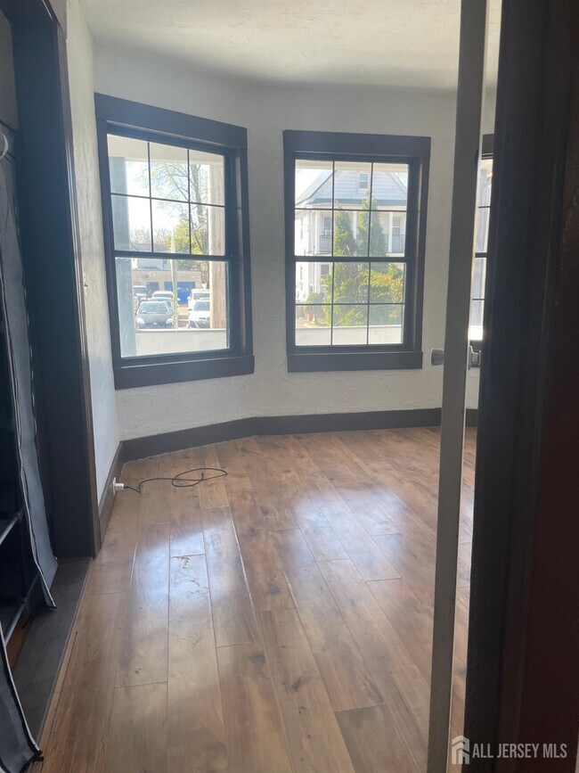 Building Photo - 638 Bound Brook Rd