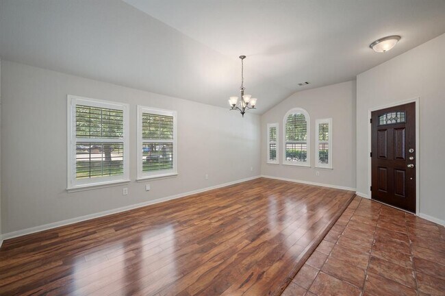 Building Photo - 20305 Kearney Hill Rd