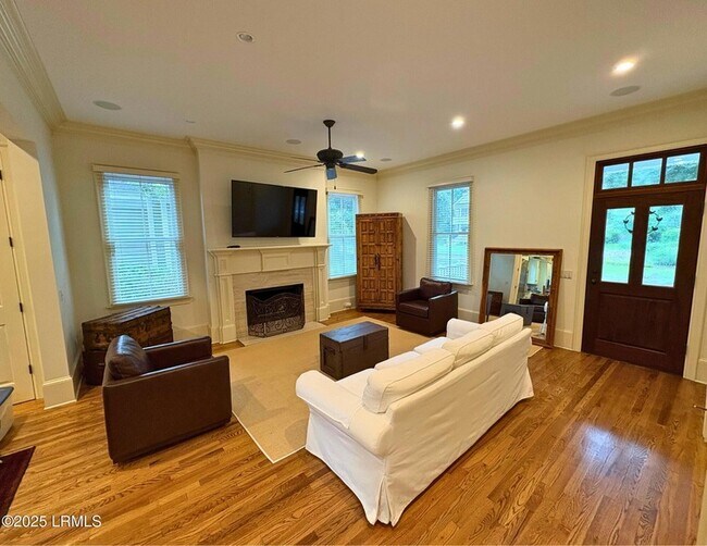 Building Photo - 110 Great Heron Way