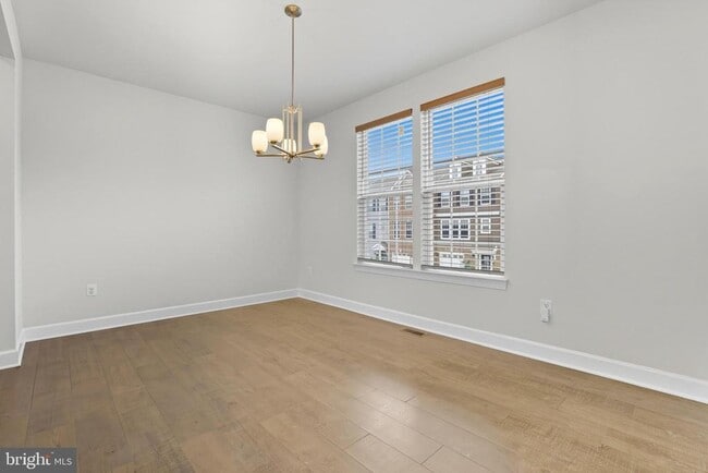 Building Photo - 10523 Hinton Wy