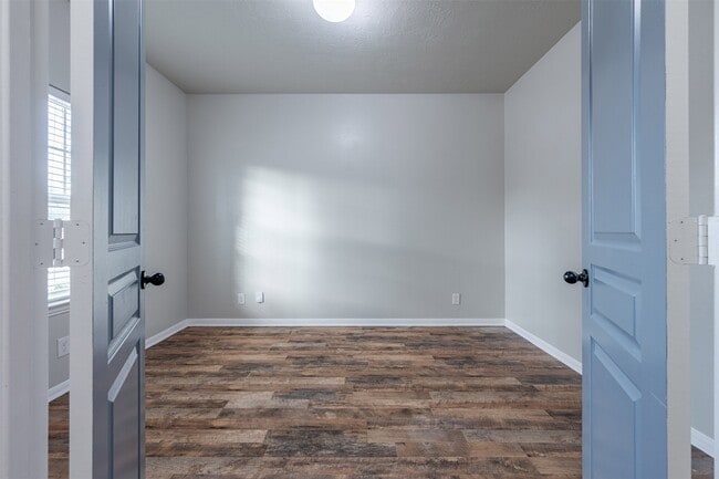 Building Photo - 18318 Canary Bluff Ln