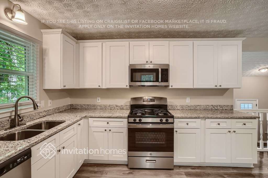 Building Photo - 250 Poole Bridge Dr