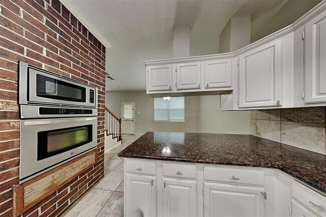 Building Photo - 18414 Arbormont Dr