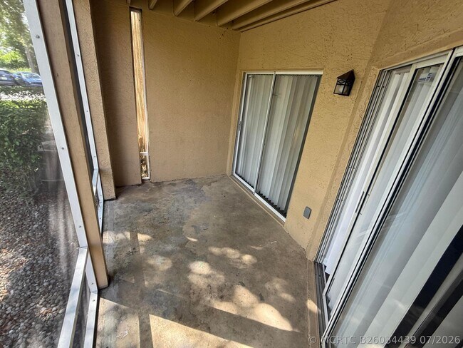 Building Photo - 4799 Via Palm Lakes