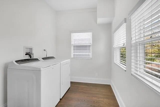 Building Photo - 6113 N Karlov Ave