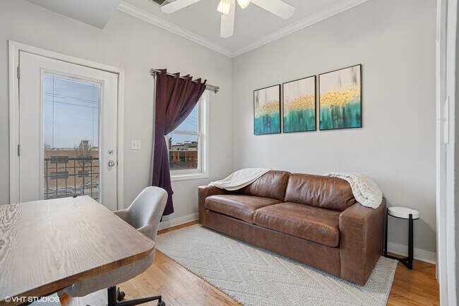 Building Photo - 426 N Noble St