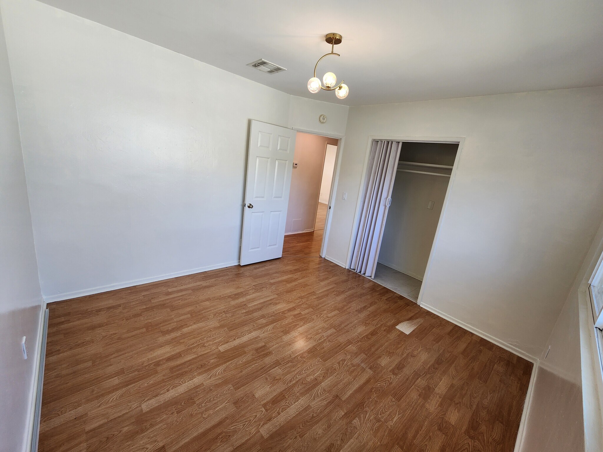 Building Photo - 10449 Cantara St