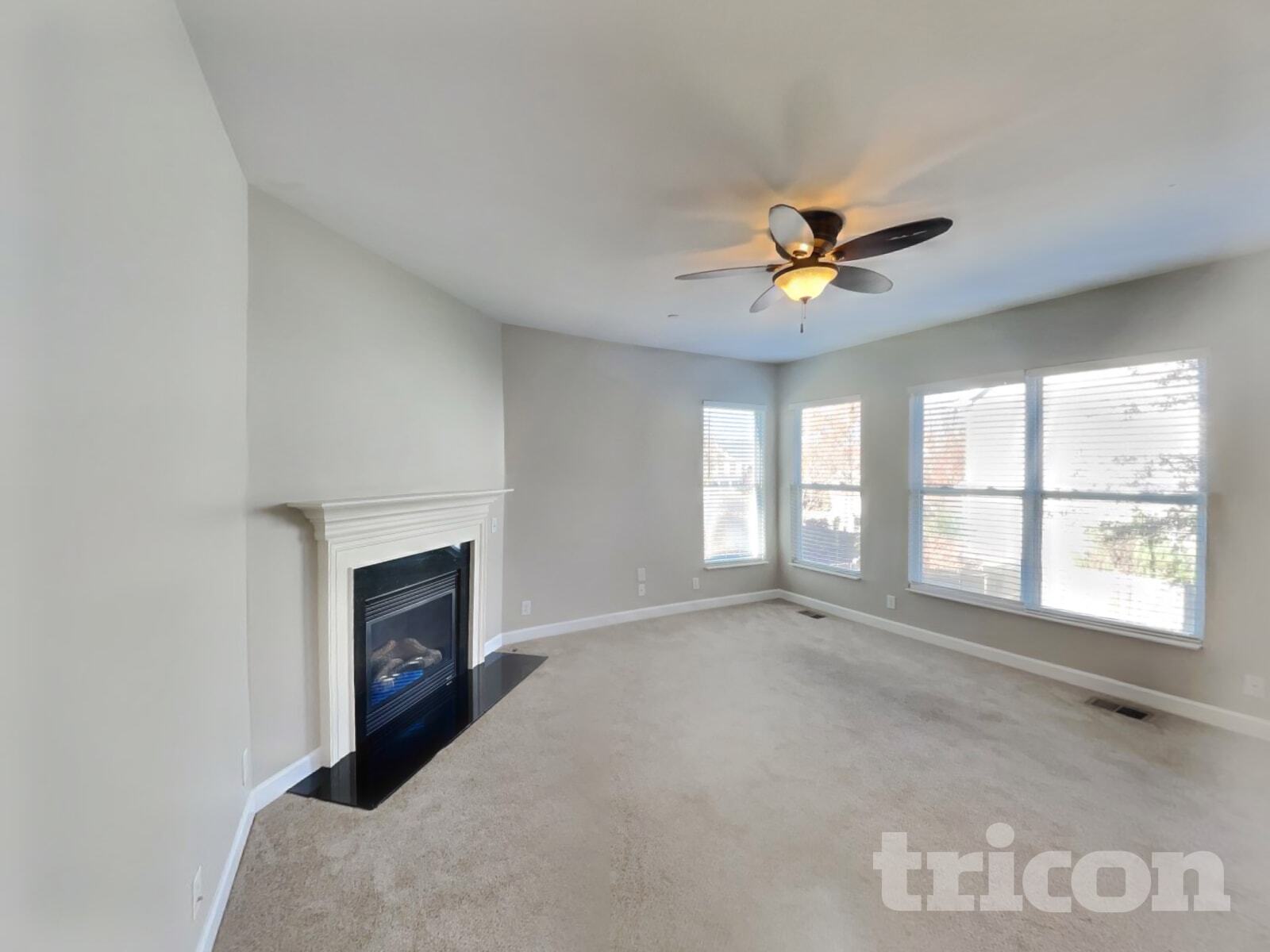 Building Photo - 1307 Creekside Dr