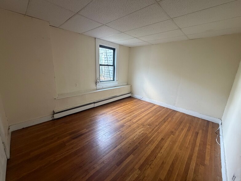 Building Photo - 177 Harvard St