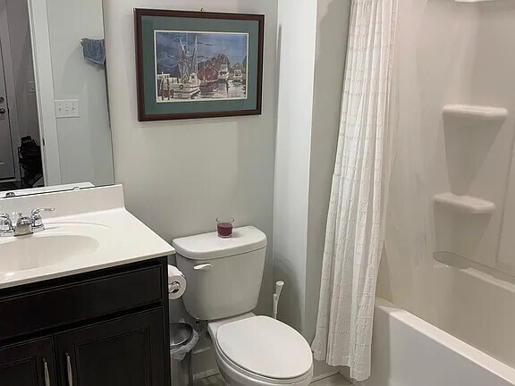 Building Photo - 17035 Soho Dr