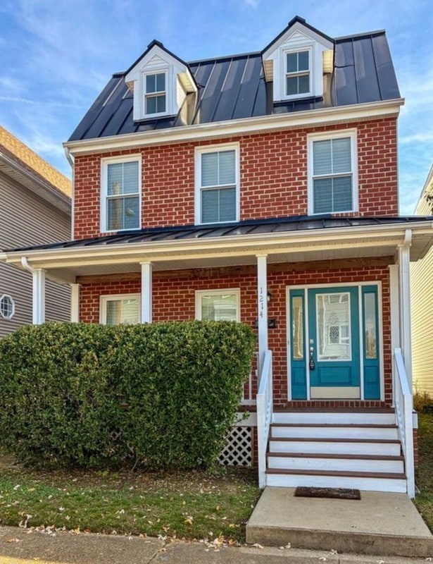 Building Photo - 1214 Bainbridge St