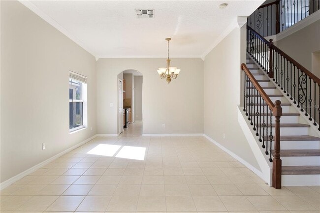 Building Photo - 10216 Oak Crest Rd