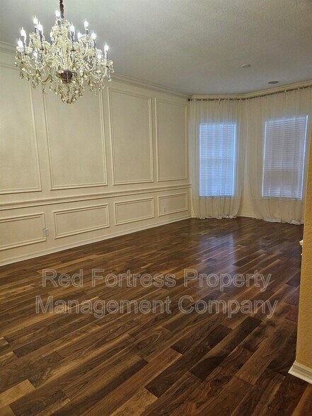 Building Photo - 9145 Leatherwood Loop