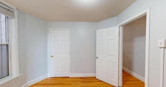 Building Photo - Extraordinary Columbia Heights Opportunity | Spacious 5BR + 2 Den Home with Off-Street Parking