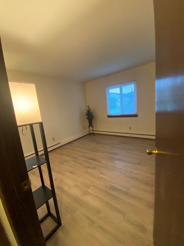 Building Photo - 6450 W Norwich Ave