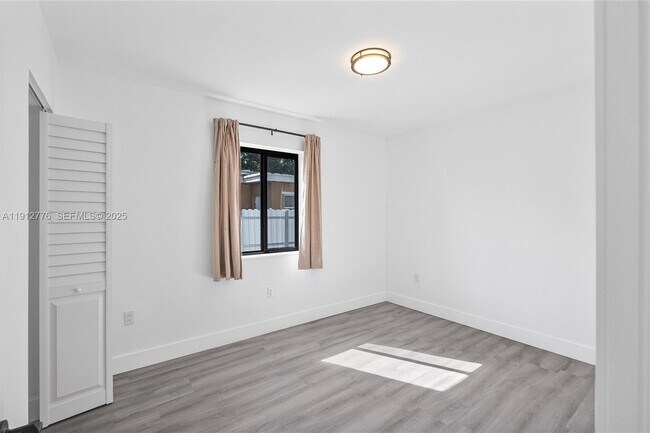 Building Photo - 11730 NW 3rd Ave