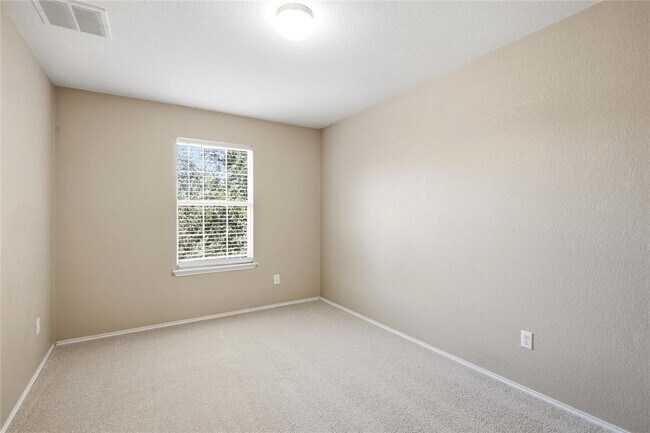 Building Photo - 11525 Autumn Ash Dr