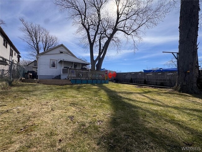 Building Photo - 8726 Point Ave