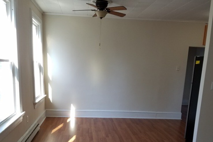Dining Area - 1639 Sanderson Ave