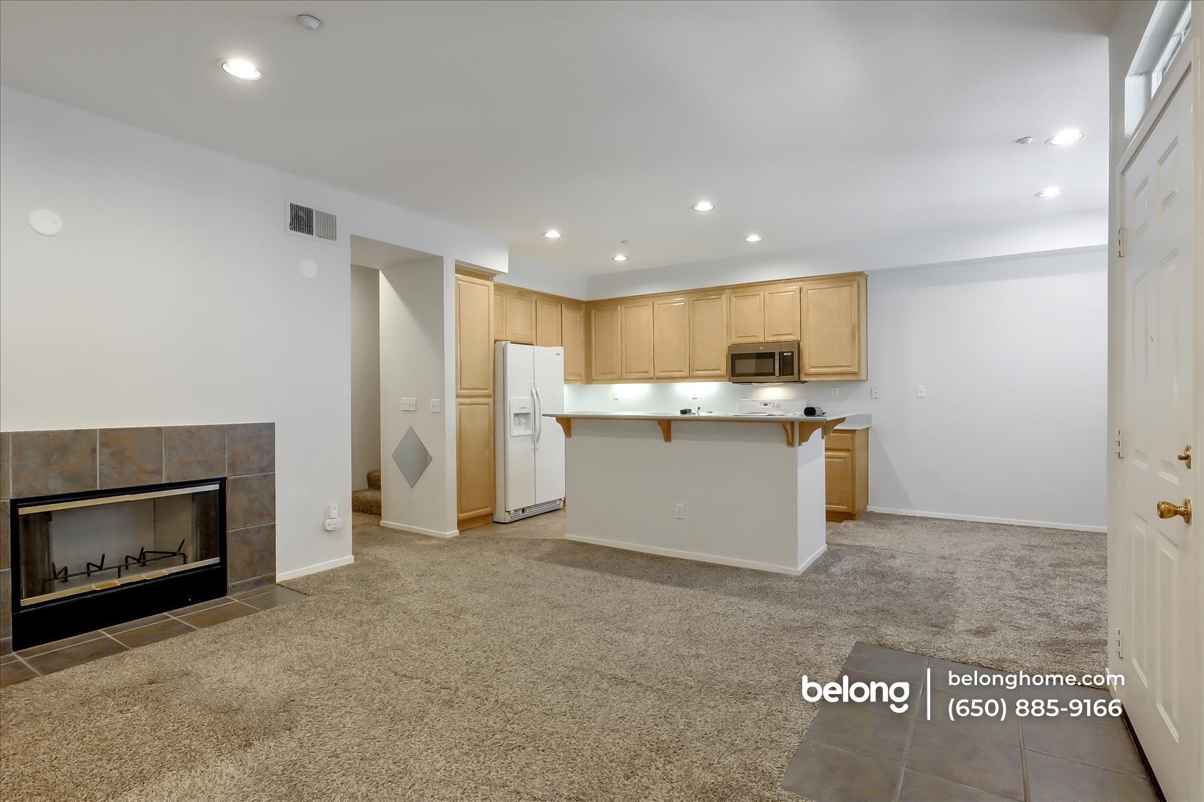 Building Photo - 292 Wildrose Common