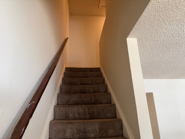 Building Photo - 114 Pine Creek Court Ext