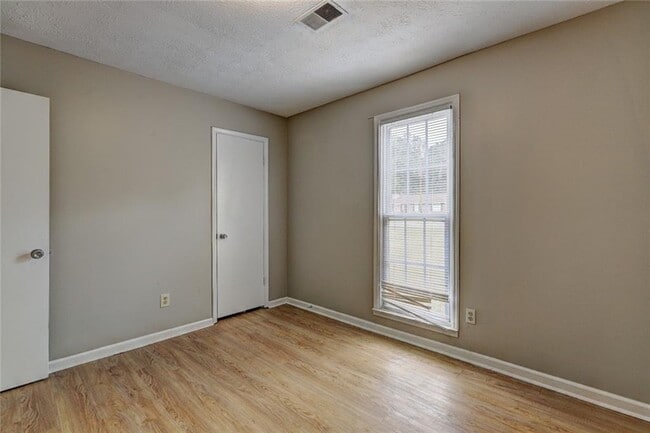 Building Photo - 2389 Old Rex Morrow Rd