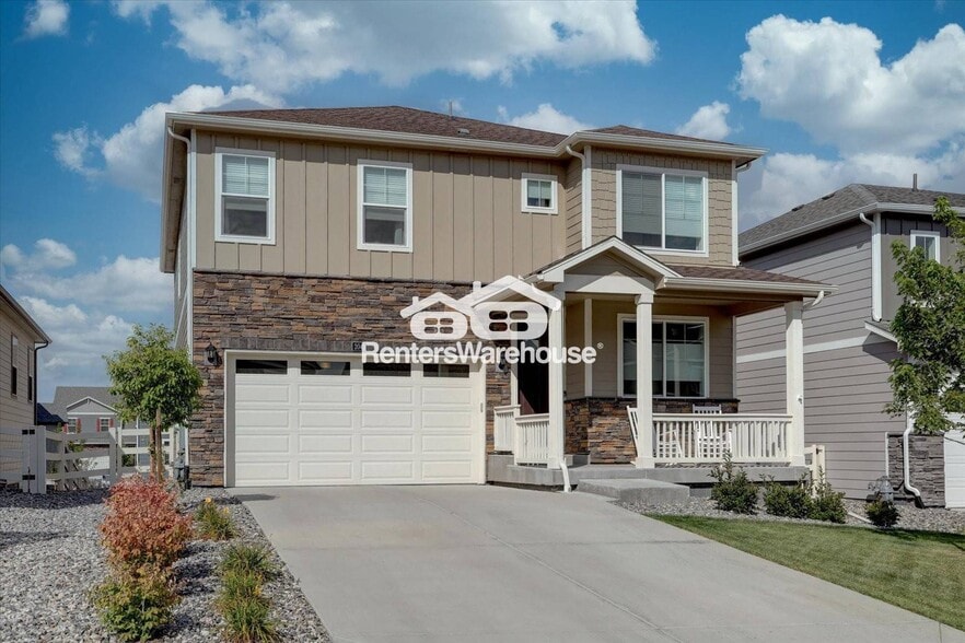 Primary Photo - 2042 Rosette Ln