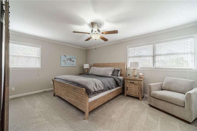 Building Photo - 691 Harbor Cove