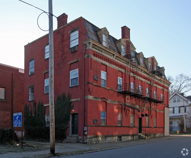 Building Photo - 2000 Mills Ave