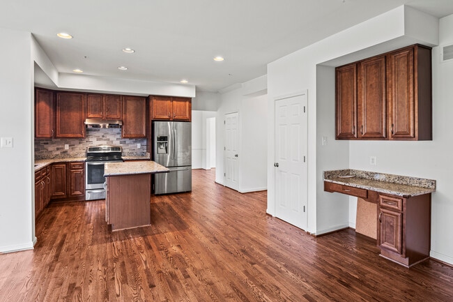 Building Photo - 5979 Cypress Springs Rd