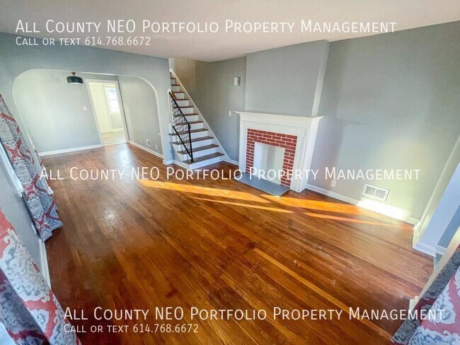 Building Photo - 35 N Brinker Ave