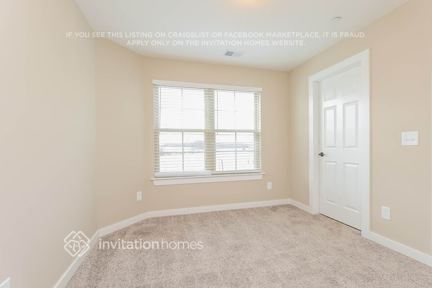 Building Photo - 200 Emmett Dr