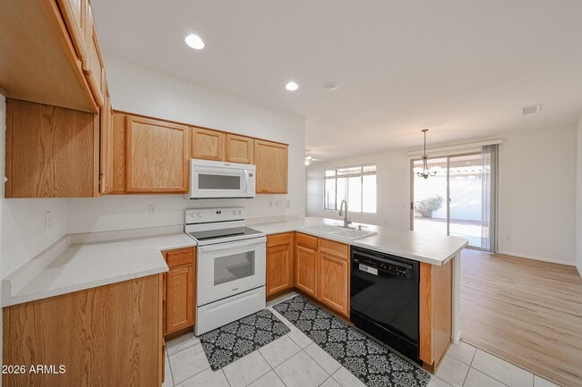 Building Photo - 16149 W Quail Creek Ln