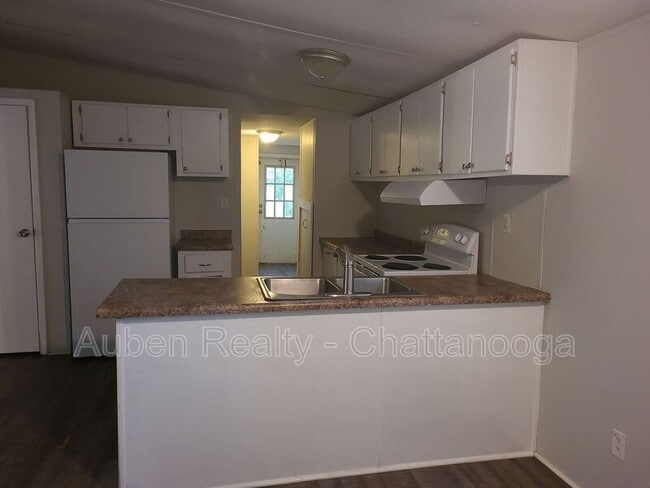 Building Photo - 1029 Grays Dr