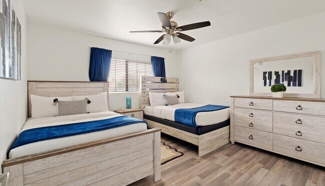 Building Photo - 11264 N 128th Pl