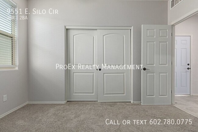 Building Photo - 9551 Silo Cir