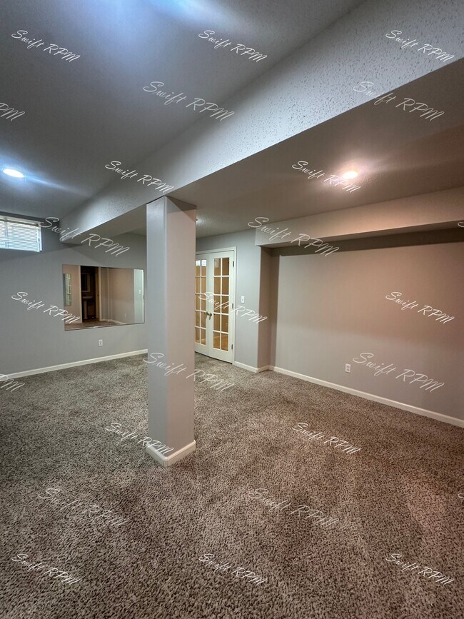Building Photo - 9128 W 132nd Terrace