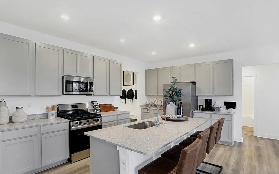 Building Photo - 3643 Andean Dr
