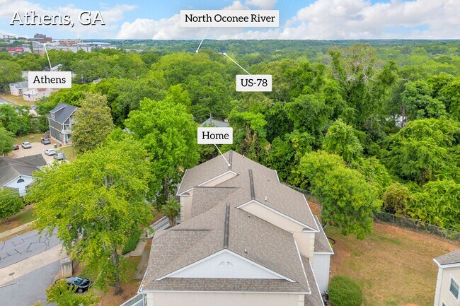 Building Photo - 290 Appleby Dr