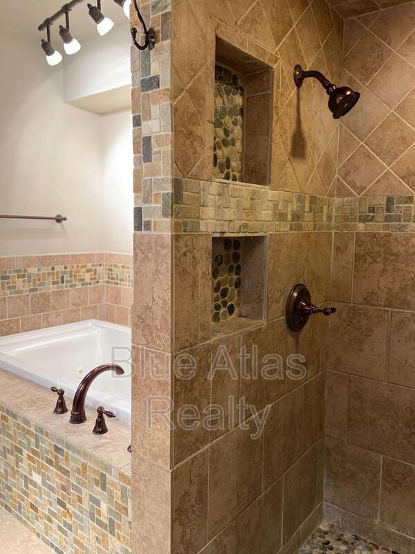 Building Photo - 4854 Starcrest Ct