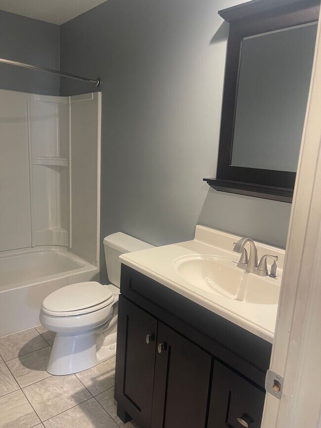 Building Photo - COMING SOON! Beautiful 4 Bedroom Home in M...