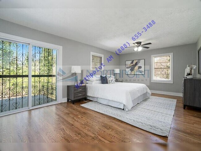 Building Photo - Beautiful 4 beds 2.5 baths in Atlanta