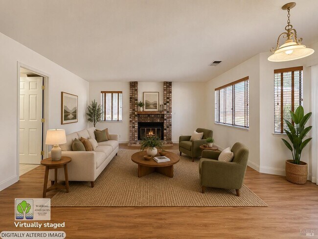 Building Photo - 768 Rose Dr