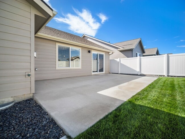 Building Photo - 3 bedroom/2 bathroom home in Spokane Valley (Furnished)