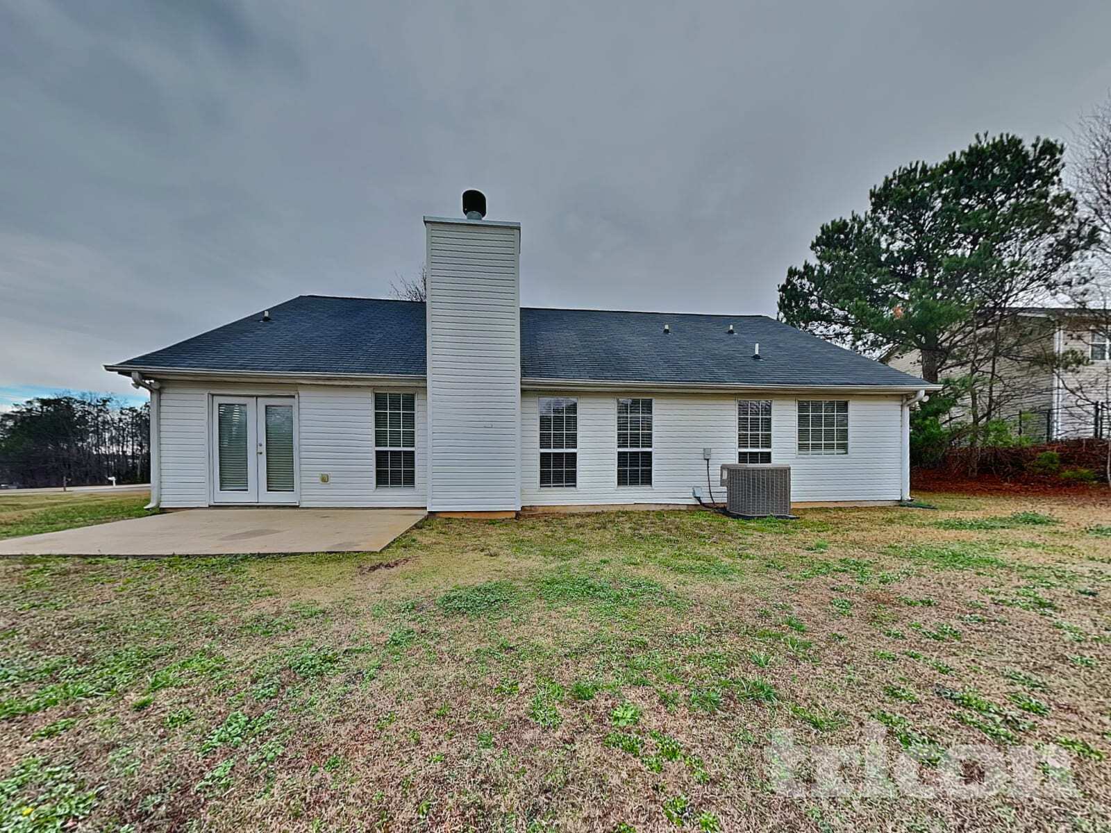 Building Photo - 530 Mackinaw Dr