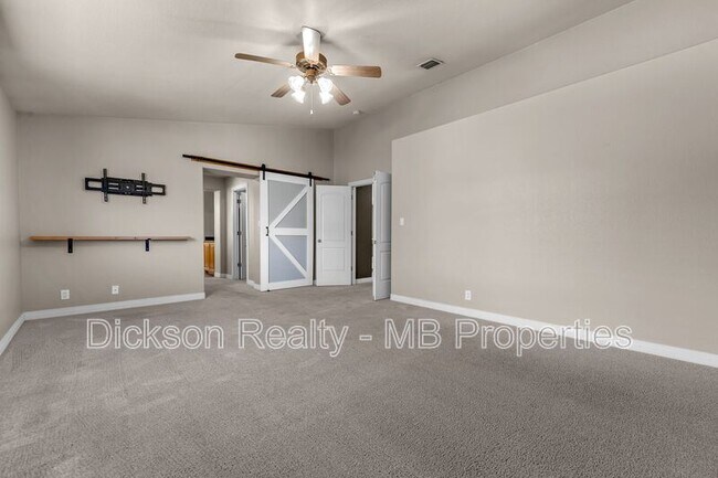 Building Photo - 7117 Heatherwood Dr