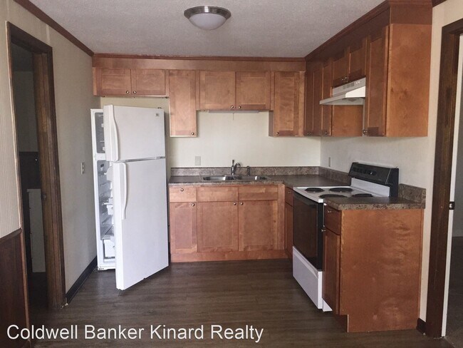 Building Photo - 3728 Cliffside Dr NE