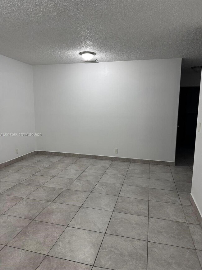 Building Photo - 1746 3rd Ave N